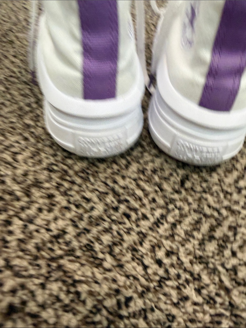 Converse girls White High-Top Sneakers with Purple Pull Tabs - Picture 3 of 9
